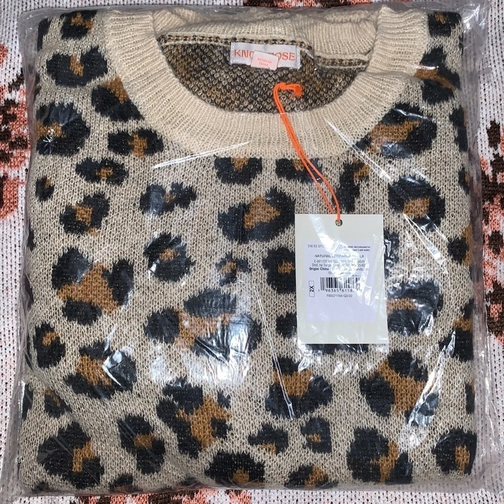 (2X)- Knox Rose Women's Plus Size Crewneck Sweater - Leopard Print_3